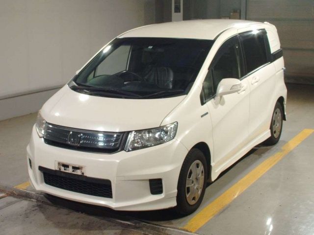 4166 Honda Freed spike GP3 2012 г. (TAA Shikoku)